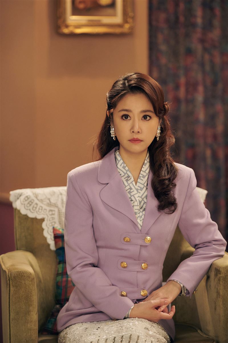 劇迷讚，林心如飾演的rose媽媽，非常有氣質。（圖／Netflix、百聿數碼提供）