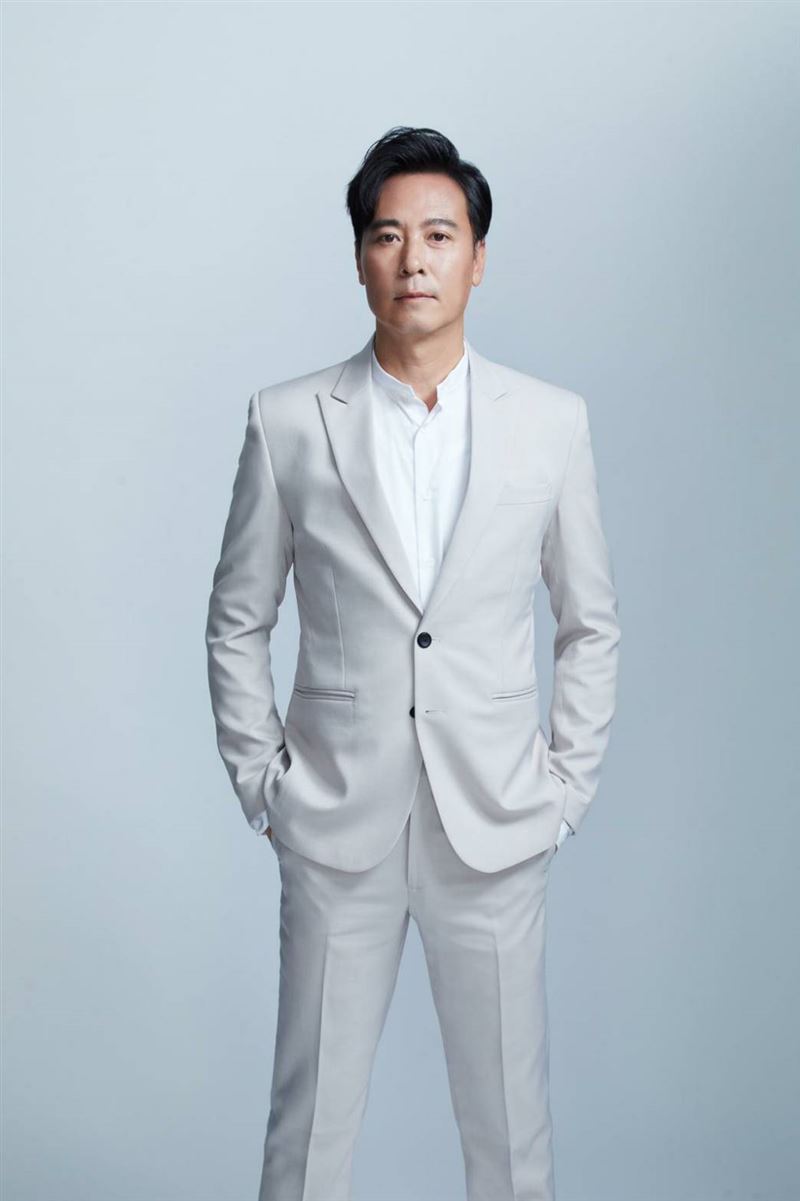 尹昭德出道30多年，低調沈穩內斂。吃素35年原因催淚。 （圖／尹昭德提供）