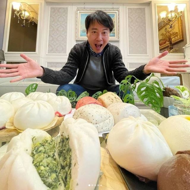  尹昭德出道30多年，低調沈穩內斂。吃素35年原因催淚。（圖／翻攝自尹昭德IG）