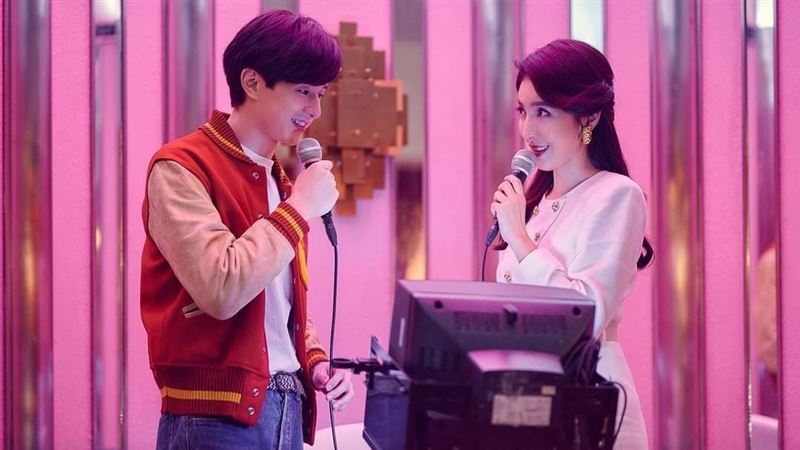 何予恩被優雅的蘇慶儀深深吸引。（圖／Netflix、百聿數碼提供）