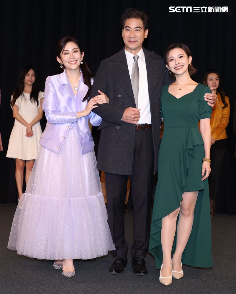 翁家明飾演王宇婕及吳婉君的爸爸。（圖／記者邱榮吉攝影）