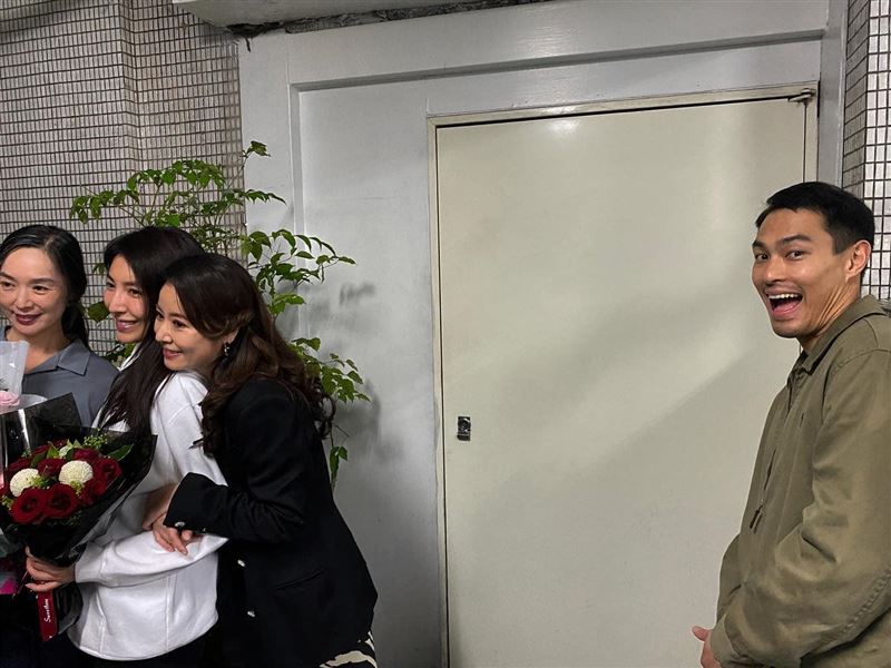 楊祐寧曬出花絮照自封「被嫌棄的寶藏」被邊緣化。（圖／翻攝自楊祐寧臉書）