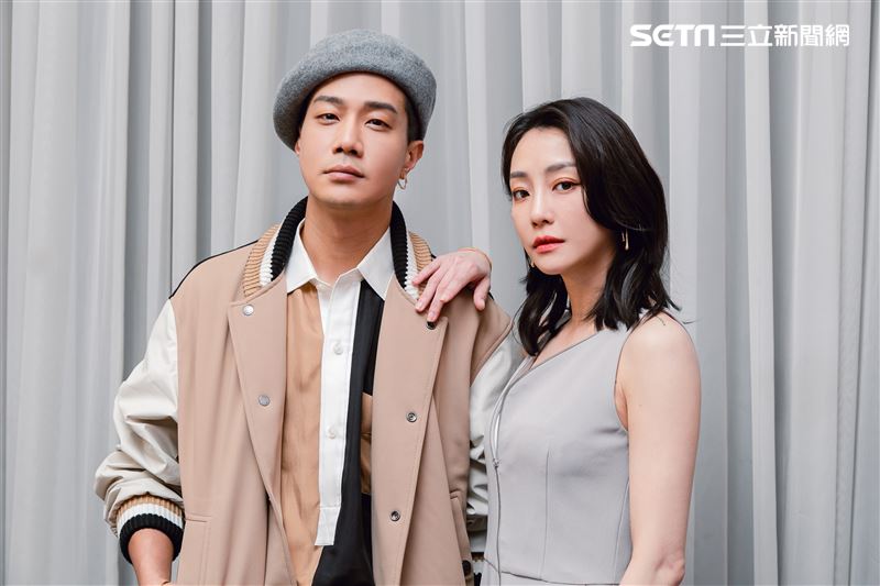 謝欣穎（右）和薛仕凌（左）接受《三立新聞網》專訪。（圖／記者楊澍攝影）