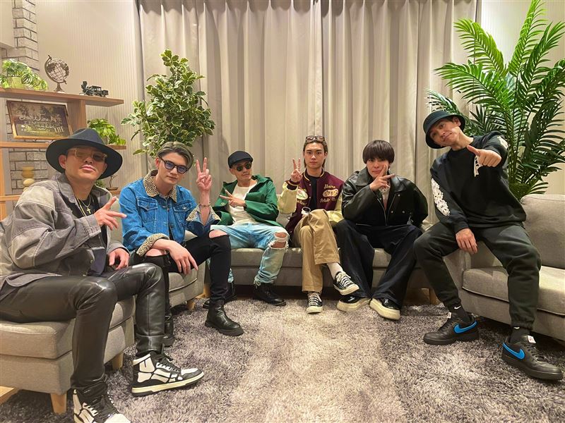 YUICHIRO、杉山亮司、KEISEI、宇原雄飛、比嘉涼樹、TAKA（左至右）。（圖／LDH提供）