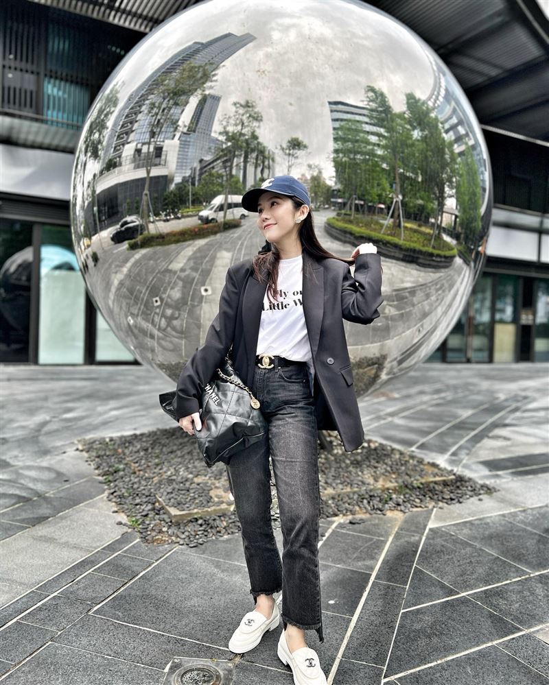 王宇婕被罵拜金超無奈。（圖／翻攝自臉書）