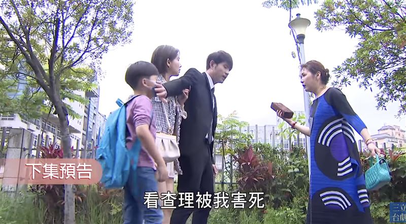 黃玉榮為了救吳婉君，讓自己意外受傷。 （圖／翻攝自三立台劇YouTube）
