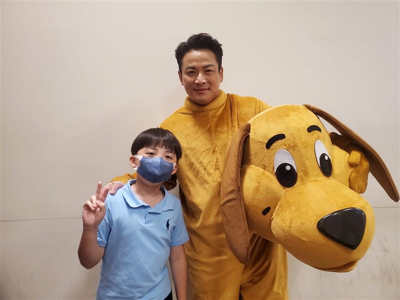 王宥謙險些錯過音樂班報到。（圖／翻攝自臉書）