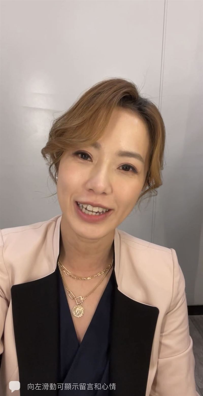 黃瑄和粉絲聊拍戲點滴。（圖／翻攝自臉書）