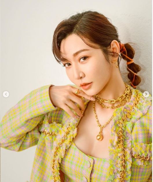 曾莞婷曬出多張性感美照。（圖／翻攝自IG／vicky_7155）