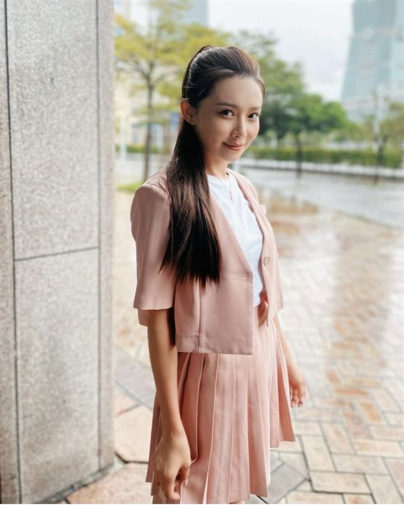 吳婉君長髮新造型像楊穎。（圖／翻攝自IG）