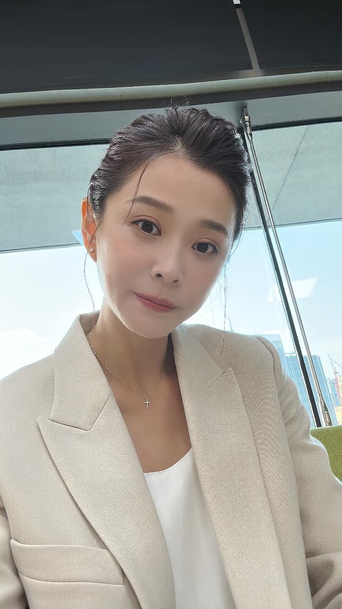 李燕表示不想說謊，表明暫時不會回去拍戲。（圖／翻攝自臉書）