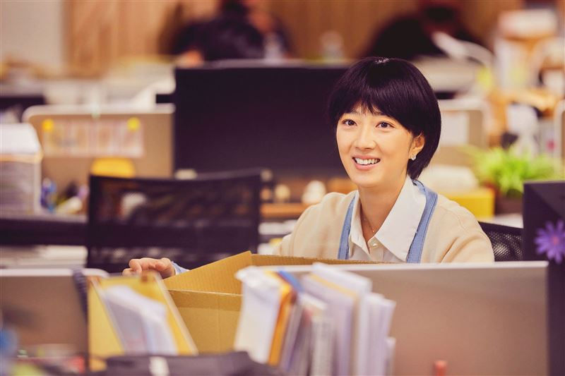 《台北女子圖鑑》由桂綸鎂主演。（圖／Disney+提供）