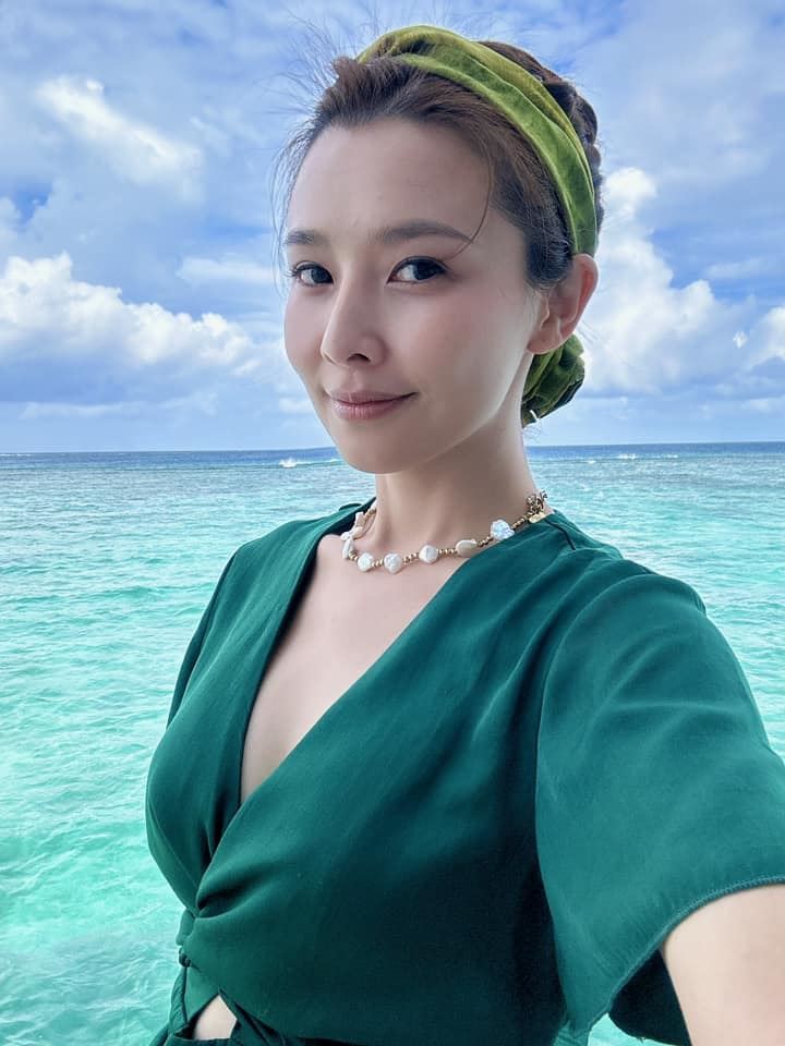 吳婉君到馬爾地夫度假。(圖/翻攝自臉書)