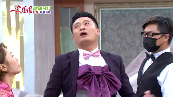 ▲《一家團圓》未播片段曝光，林佑星跌倒在地。（圖／翻攝自YouTube／三立台劇）