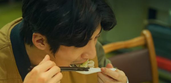 ▲▼《美食無間》近距離拍美食特寫,網喊太邪惡啦。(圖/翻攝自Netflix)