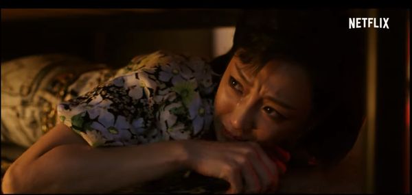▲▼《華燈初上》疑似出現男男床戰，謝欣穎淚崩。（圖／翻攝自YouTube／Netflix Asia）