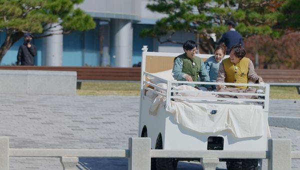 ▲▼《韓星地帶:逃脫任務2》更瘋!劉在錫、光洙荒島求生「4hrs內淹沒」 俞利也崩潰。(圖/Disney+提供)