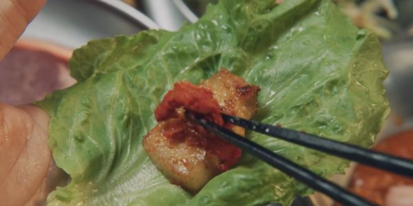 ▲▼台劇《美食無間》翻紅「烤五花肉紅到南韓」 韓網大讚:懂吃喔!。(圖/翻攝自theqoo)