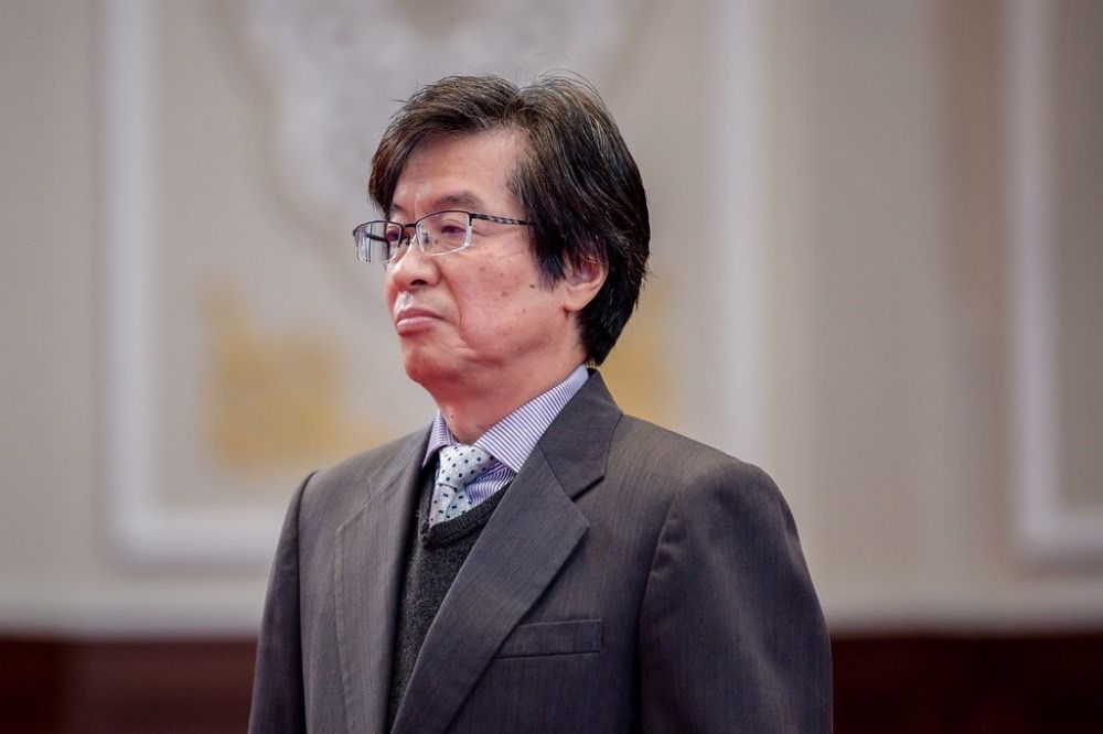 ▲▼台劇八尺門「吳燦基準」爆紅!本人聯手花滿堂獨家開講「法官迴避」。(圖/翻攝自總統府、最高法院官網)