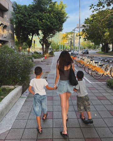 ▲張宇認為有了小孩之後,女生的機會成本一定是最高的。(圖/翻攝自Facebook/張宇)