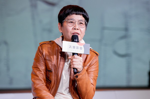 ▲▼《與惡2》編劇呂蒔媛（左起）、《做工的人》電影版導演鄭芬芬、大慕執行長林昱伶、台版《梨泰院Class》導演高炳權、編劇楊宛儒、《人選之人─造浪者》編劇簡莉穎、厭世姬合影             。（圖／大慕影藝提供）