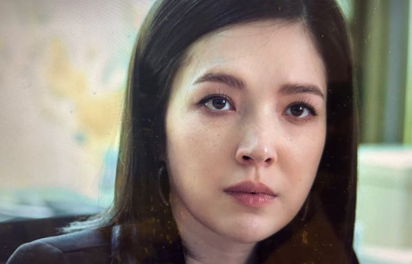 ▲▼許瑋甯劇中怕鳥禽類             。（圖／翻攝自Netflix）