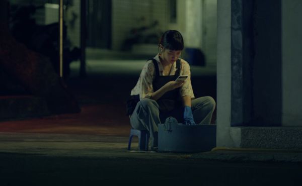▲▼王淨非殺人小說當洗碗工             。（圖／翻攝自愛奇藝）