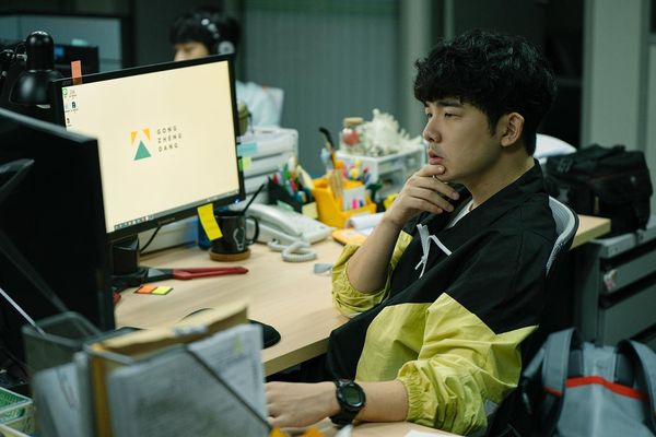 ▲▼胡瑋杰《人選之人》扮演熱血黨工阿龍。(圖/翻攝自臉書/胡瑋杰)
