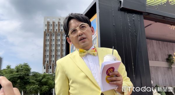 ▲▼黃子佼聽到宥勝關鍵字,快步離開。(圖/記者孟育民攝)