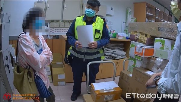 ▲▼台中豐原一名婦人被假冒國台雙棲的一線男星加好友後,差點被騙6萬元。(圖/民眾提供,下同)