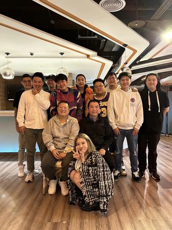 ▲李威久違現身。(圖/翻攝自李易臉書)