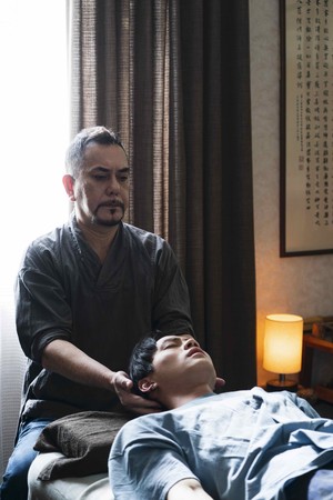 ▲▼《四樓的天堂》黃秋生范少勳 。(圖/公視) ▲▼《四樓的天堂》黃秋生范少勳 。(圖/公視)
