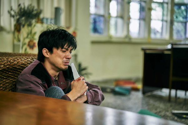 台劇「我們與惡的距離」細膩刻劃思覺失調患者的痛苦，當中角色「應思聰」發人深省。（圖／翻攝公視）