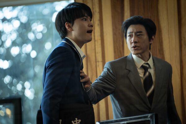 ▲劉子銓在《我們與惡的距離 II》飾演關鍵角色縱火殺人犯「胡冠駿」。（圖／公共電視、CATCHPLAY、大慕可可提供）
