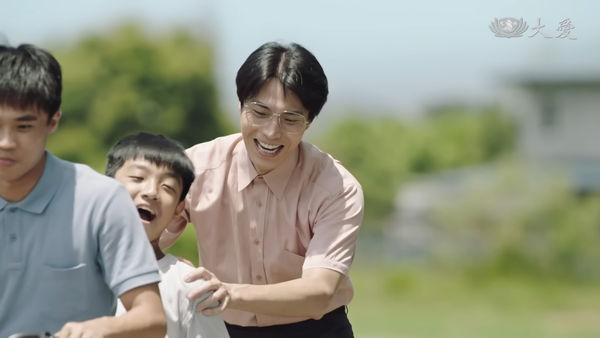 ▲▼《我們六個》盧哥哥結局震驚觀眾。(圖/翻攝自YooTube)
