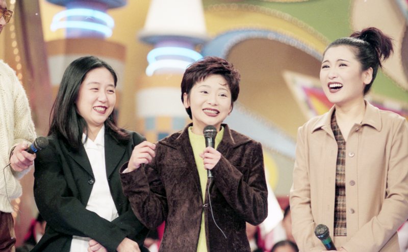 華視節目「綜藝萬花筒」錄影情形。圖為黃韻玲(左起)、曹蘭、姚黛瑋。圖/聯合報報系資料照
