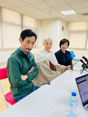 ▲方馨為戲落髮。（圖／民視提供）