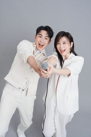 ▲陳謙文準備慶生蛋糕,並恭喜方馨實現開演唱會願望。(圖/葡萄長文創工作室)