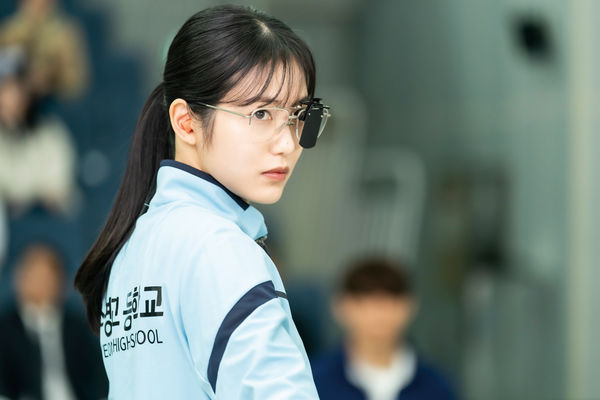▲她挖真相錯愕。(圖/Disney+提供)