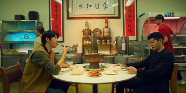 ▲▼《美食無間》近距離拍美食特寫,網喊太邪惡啦。(圖/翻攝自Netflix)