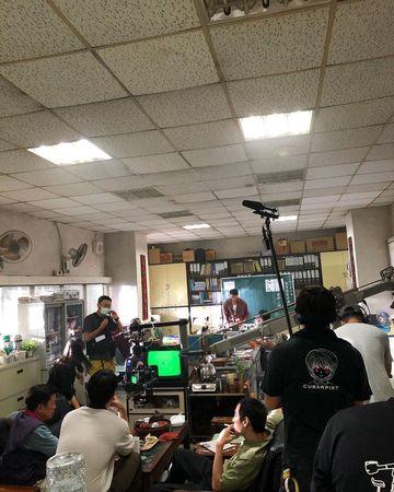 ▲▼章廣辰封口《華燈》劇情,照片曬愛的視角。(圖/翻攝自IG/章廣辰)