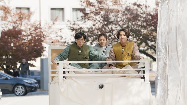 ▲▼《韓星地帶:逃脫任務2》第三集前進校園,更瘋!劉在錫、光洙荒島求生「4hrs內淹沒」 俞利也崩潰。(圖/Disney+提供)