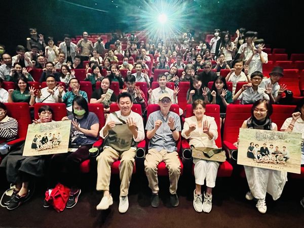 ▲▼《油麻菜籽》出現20歲的庹宗華演起高中生的稚嫩鮮肉模樣。（圖／海鵬提供）