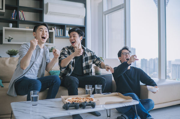 ▲▼ 夏季,暑假,海邊,夜遊,冷泉,露營,環島,麥香,檸檬紅茶。(圖/iStock)