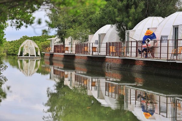 ▲▼台南雙春濱海遊憩區星光帳篷。（圖／台南市政府觀光旅遊局提供）