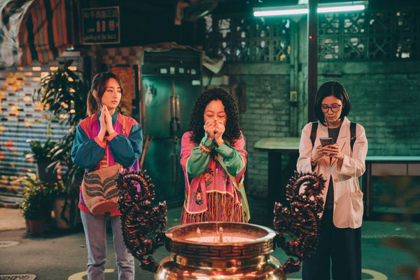 ▲▼(左)柯佳嬿(右)項婕如 柯佳嬿手撕小三不手軟 。(圖/Netflix提供)