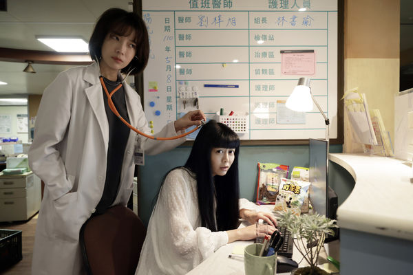 ▲▼ 《村裡來了個暴走女外科》完結篇斷橋場面的幕後公開            。（圖／公視提供）