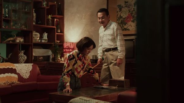▲王淨《華燈初上》挨揍橋段。(圖/翻攝自Netflix)