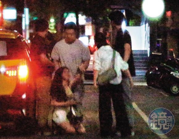 【打我朋友還想逃】Teddy遭毆街頭濺血 臧芮軒「英雌救帥」報警急攔肇事辣妹