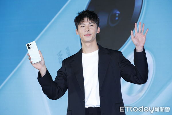▲▼「OPPO Reno8 系列新機發表會」今天(7/21)舉行,金曲新人入圍許光漢出席為新手機代言。(圖/記者湯興漢攝)